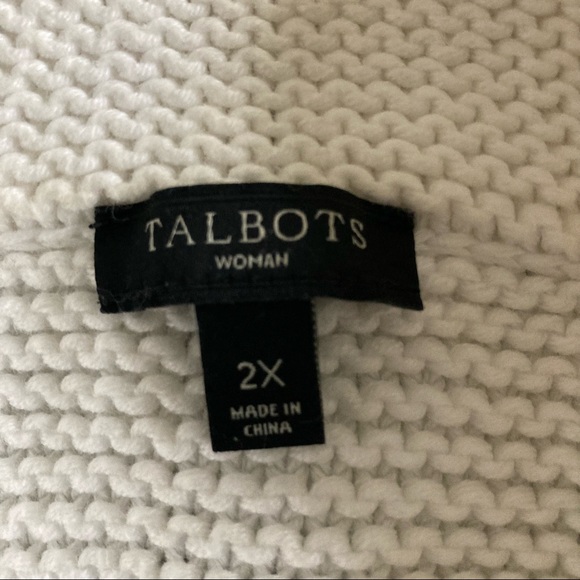 Talbots casual white knit sweater with front zipper and 3/4 length sleeves. - Picture 3 of 9